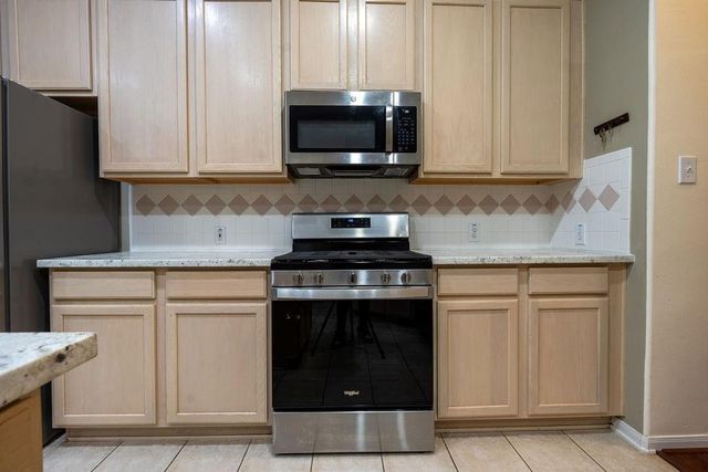 175 N Wimberly Way, Conroe, TX 77385