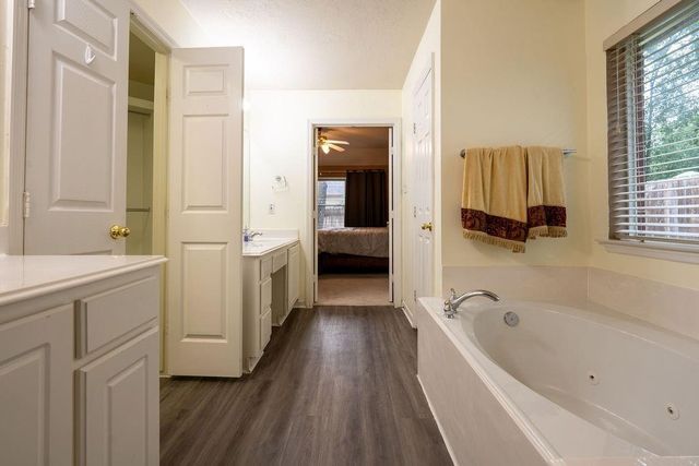 175 N Wimberly Way, Conroe, TX 77385
