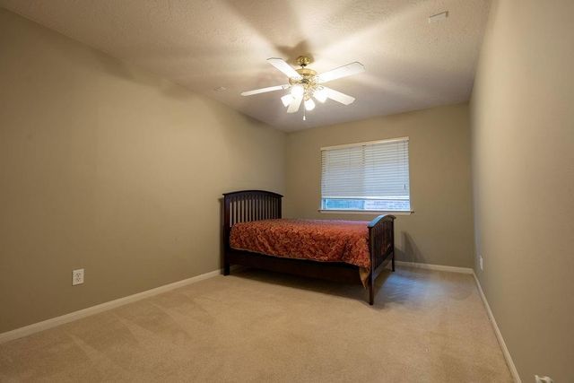 175 N Wimberly Way, Conroe, TX 77385