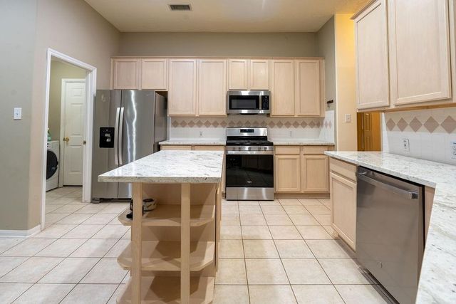 175 N Wimberly Way, Conroe, TX 77385