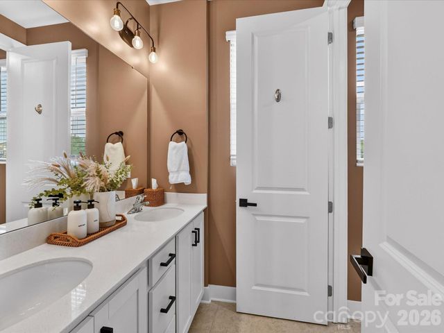 2744 Ensemble Court, Charlotte, NC 28262