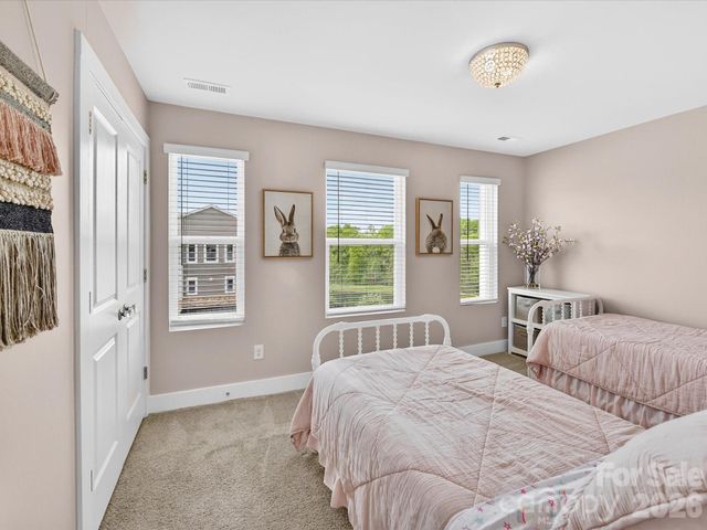 2744 Ensemble Court, Charlotte, NC 28262