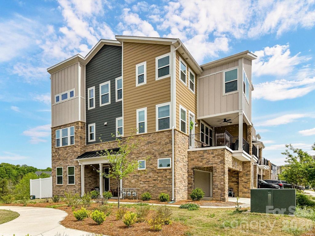 2744 Ensemble Court, Charlotte, NC 28262