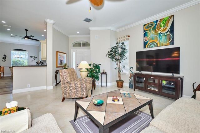 9240 Willowcrest CT, Fort Myers, FL 33908