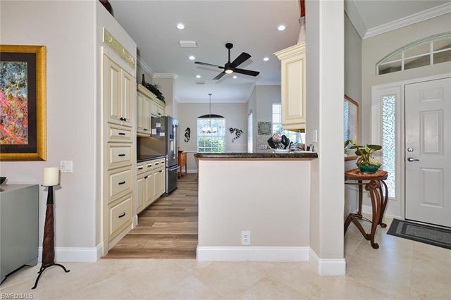 9240 Willowcrest CT, Fort Myers, FL 33908