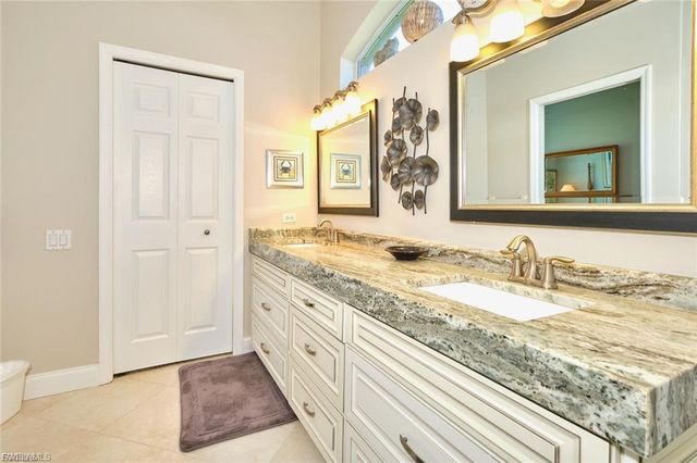 9240 Willowcrest CT, Fort Myers, FL 33908