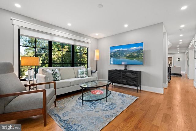 3608 ORLANDO PL, Alexandria, VA 22305