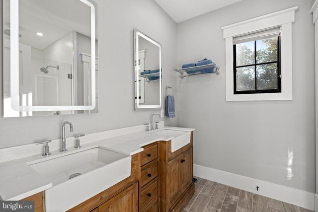 3608 ORLANDO PL, Alexandria, VA 22305