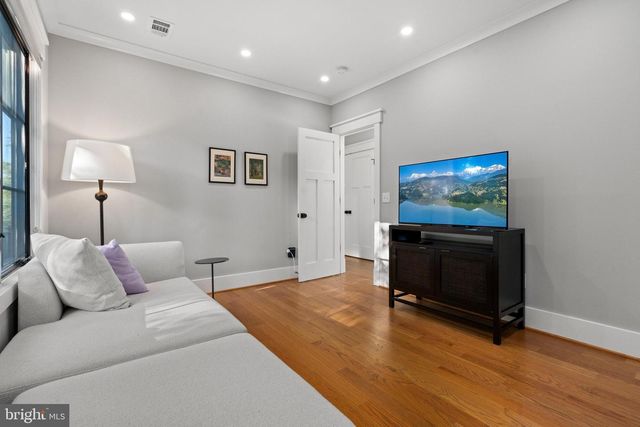 3608 ORLANDO PL, Alexandria, VA 22305