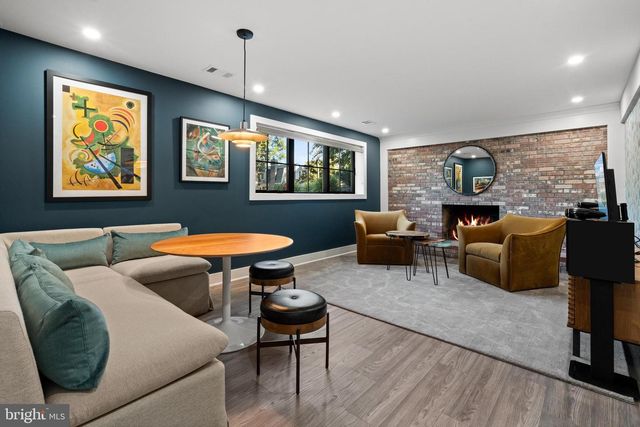 3608 ORLANDO PL, Alexandria, VA 22305