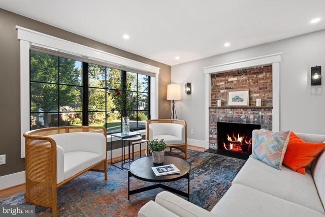 3608 ORLANDO PL, Alexandria, VA 22305