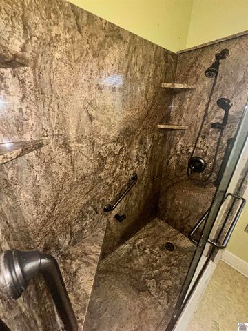 1905 Bridge Street, Paducah, KY 42003