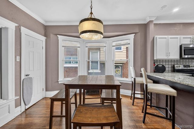 90 Richton Street, Highland Park, MI 48203