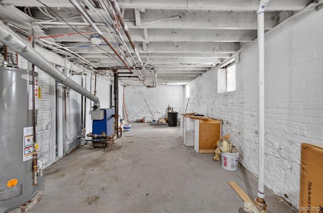 90 Richton Street, Highland Park, MI 48203