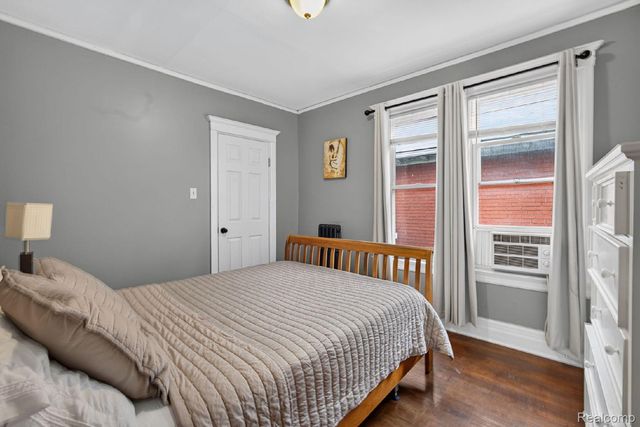 90 Richton Street, Highland Park, MI 48203
