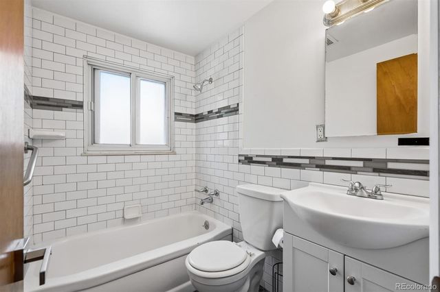 13473 Fitzsimons Way, Aurora, CO 80011
