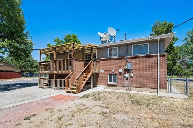 13473 Fitzsimons Way, Aurora, CO 80011