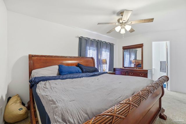 2829 Via Roma Ct, Gulf Breeze, FL 32563