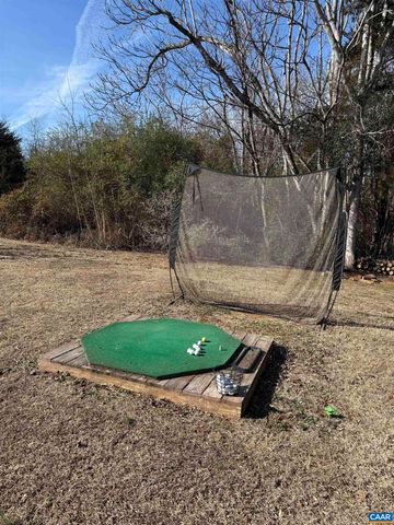 2019 BYBEE RD, Louisa, VA 23093