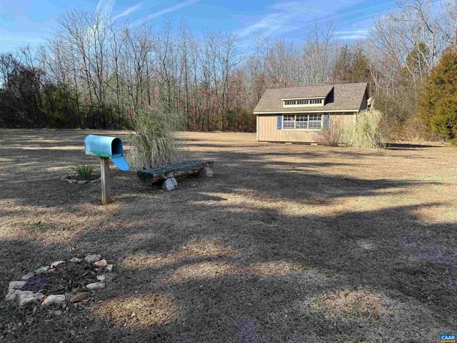 2019 BYBEE RD, Louisa, VA 23093