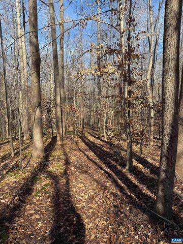 2019 BYBEE RD, Louisa, VA 23093