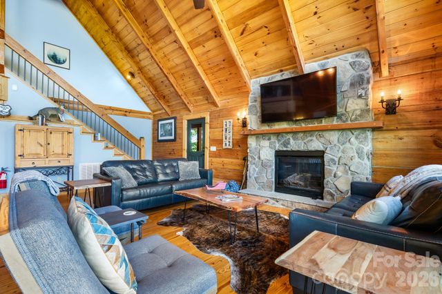 6749 Fire Crest Lane, Lenoir, NC 28645
