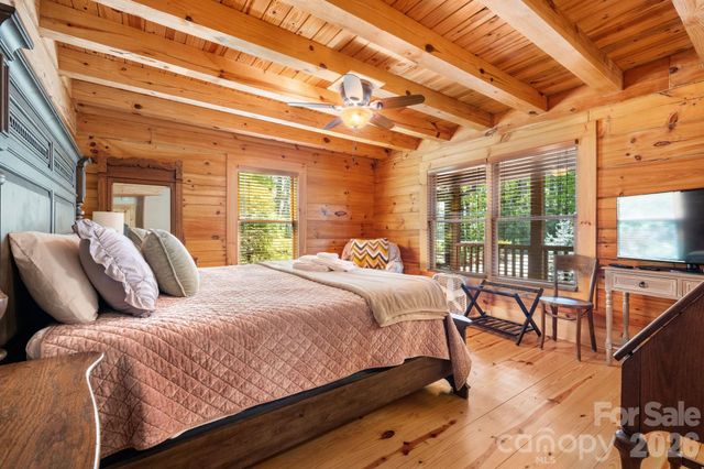 6749 Fire Crest Lane, Lenoir, NC 28645