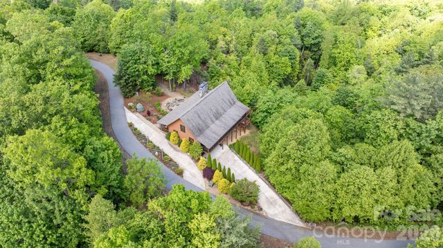 6749 Fire Crest Lane, Lenoir, NC 28645