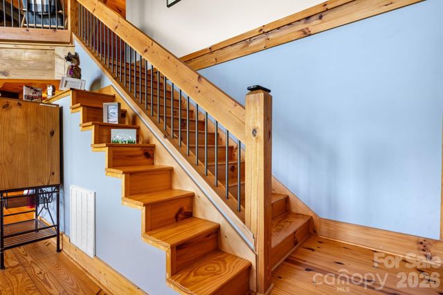 6749 Fire Crest Lane, Lenoir, NC 28645