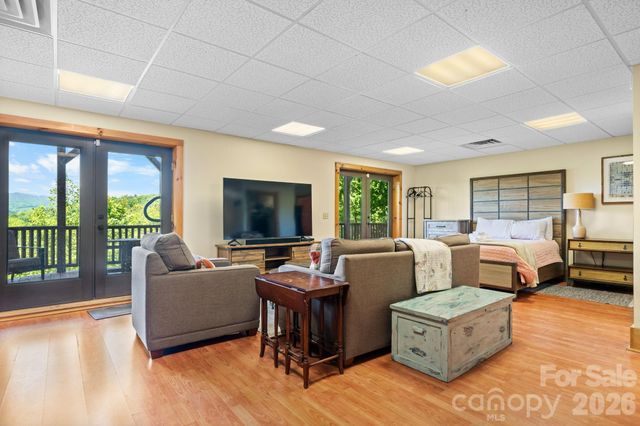 6749 Fire Crest Lane, Lenoir, NC 28645