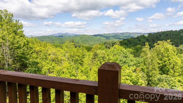 6749 Fire Crest Lane, Lenoir, NC 28645