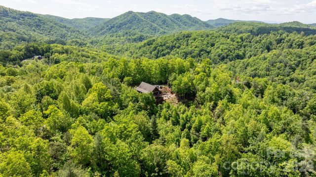 6749 Fire Crest Lane, Lenoir, NC 28645