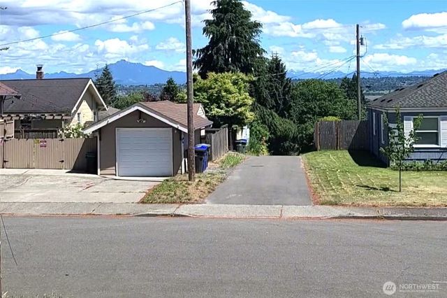 1608 Cedar Street, Everett, WA 98201