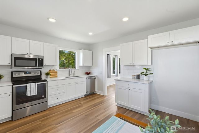 1608 Cedar Street, Everett, WA 98201