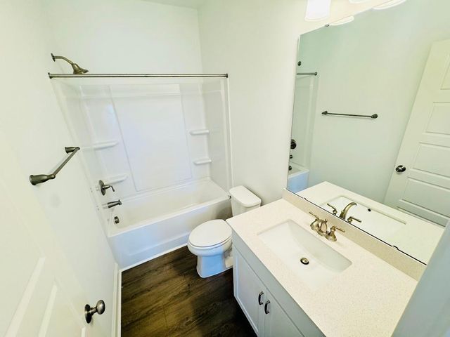 511 Richland Crst Lane, Wake Forest, NC 27587