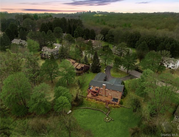 33 Hirst Road, Briarcliff Manor, NY 10510