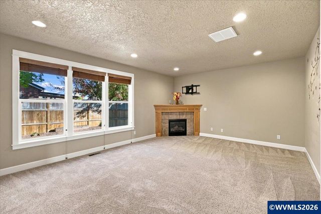 2389 Scenic Dr NW, Albany, OR 97321