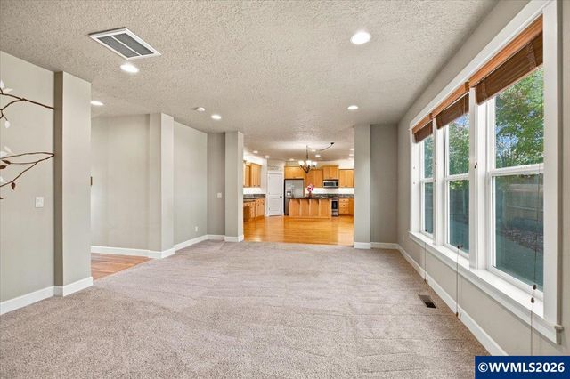 2389 Scenic Dr NW, Albany, OR 97321