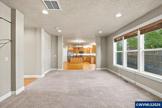 2389 Scenic Dr NW, Albany, OR 97321