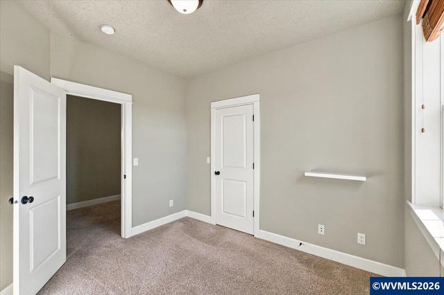 2389 Scenic Dr NW, Albany, OR 97321