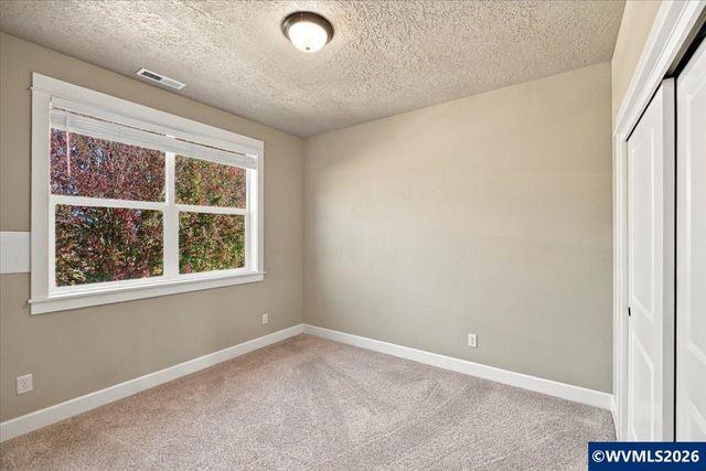 2389 Scenic Dr NW, Albany, OR 97321