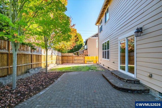 2389 Scenic Dr NW, Albany, OR 97321