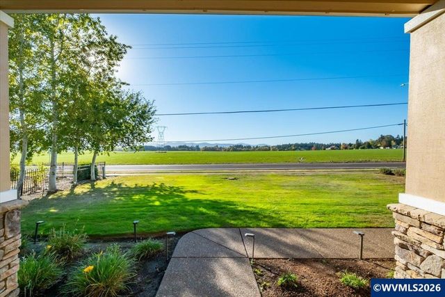2389 Scenic Dr NW, Albany, OR 97321