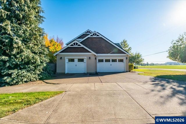 2389 Scenic Dr NW, Albany, OR 97321