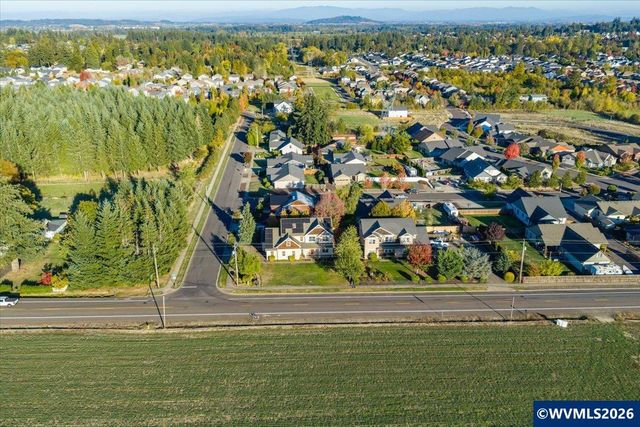 2389 Scenic Dr NW, Albany, OR 97321