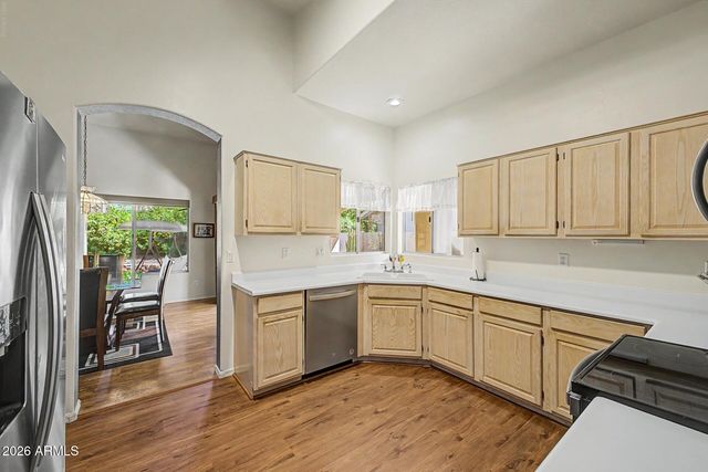 14574 W BISON Path, Surprise, AZ 85374