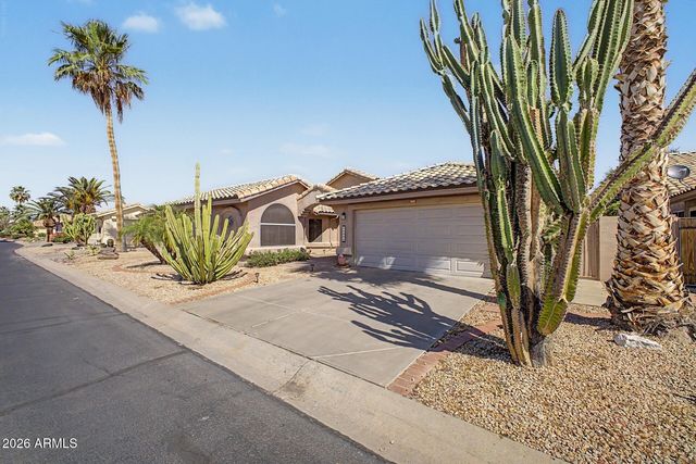 14574 W BISON Path, Surprise, AZ 85374