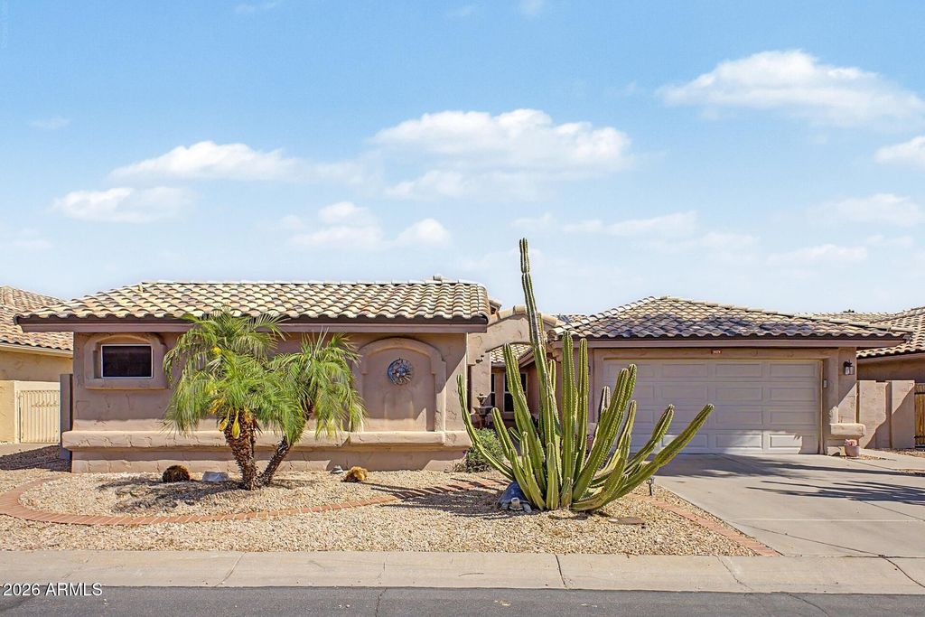 14574 W BISON Path, Surprise, AZ 85374 — photo 2