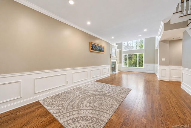 70 Nursery Street, Locust Valley, NY 11560