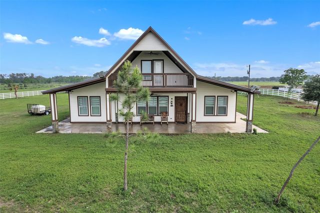 1048 11th Street, Rock Island, TX 77470